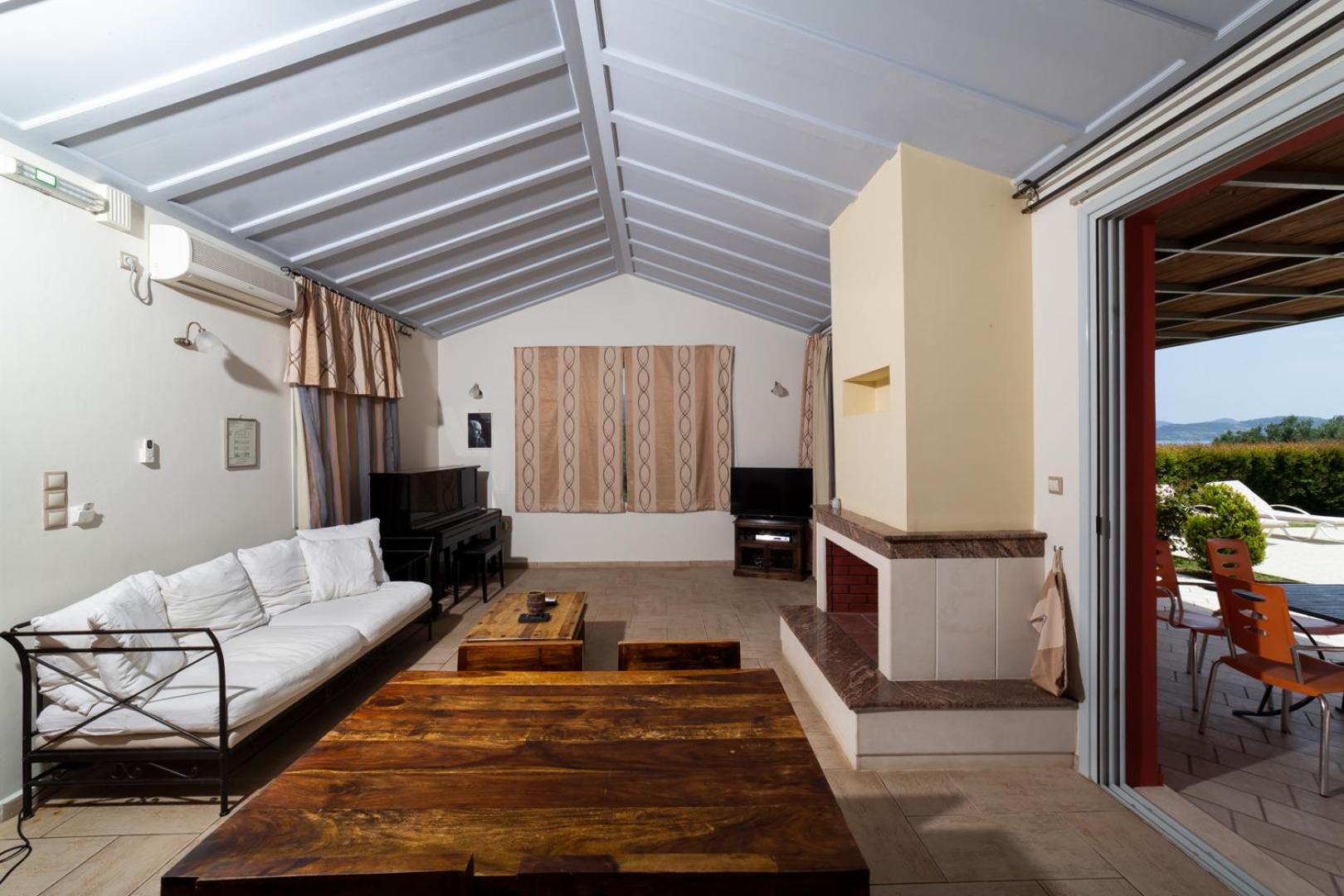 Apolafsi Aparthotel Lixouri Exterior foto
