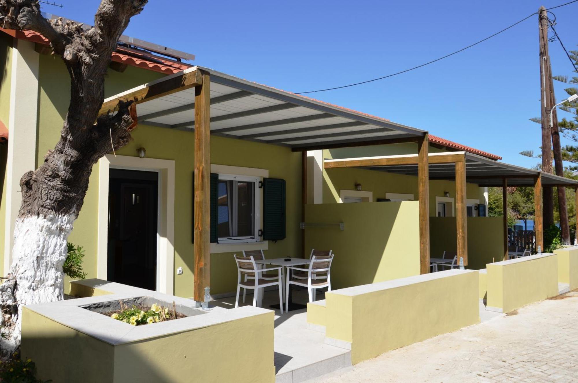 Apolafsi Aparthotel Lixouri Exterior foto
